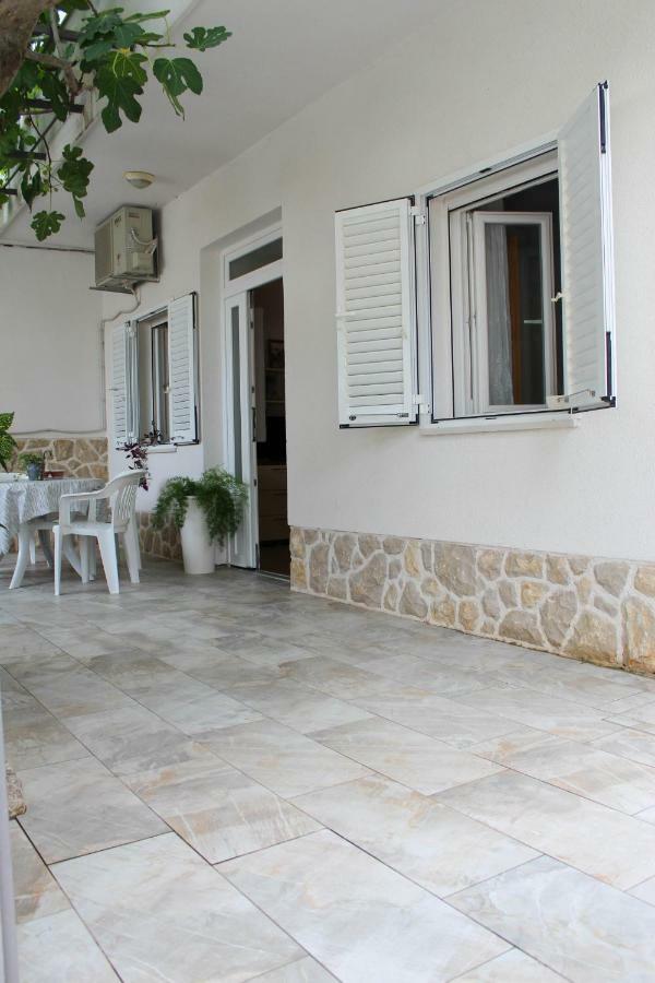 Cvita Apartment Vodice Luaran gambar